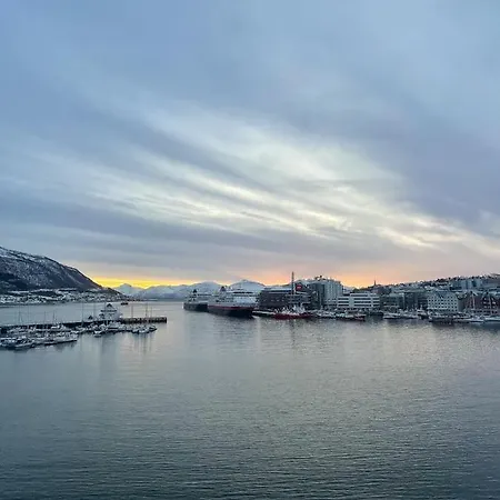 Apartment At The Docks Vervet, Fantastic Views Tromso Exterior photo