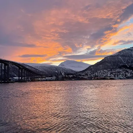 Apartment At The Docks Vervet, Fantastic Views Tromso Exterior photo