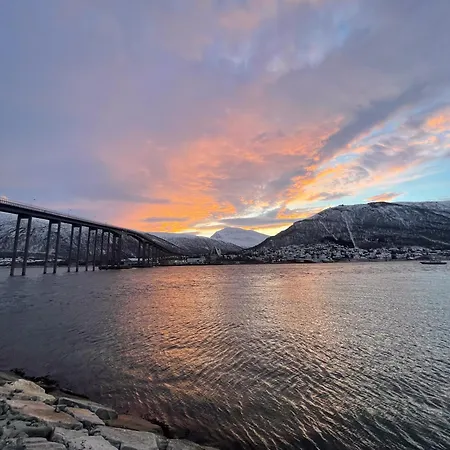 Apartment At The Docks Vervet, Fantastic Views Tromso Exterior photo
